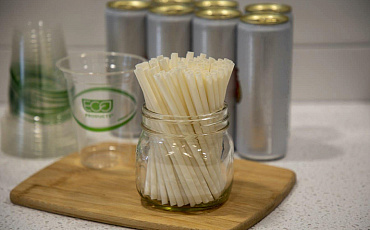 Eco-Products создала соломинки для напитков из растительного пластика